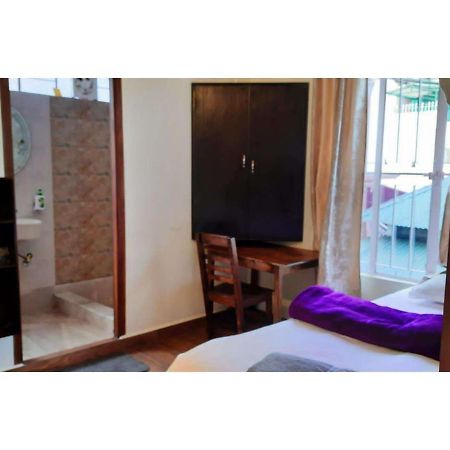 East Blue Homestay Shillong Extérieur photo
